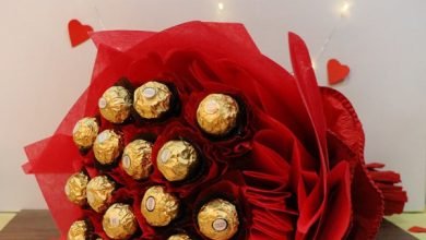 Dust Light Of Happiness With The Fabulous Chocolate Bouquets